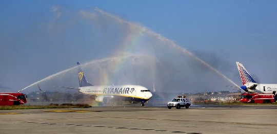 Parte la nuova stagione di Ryanair dal Fellini. Obiettivo inverno