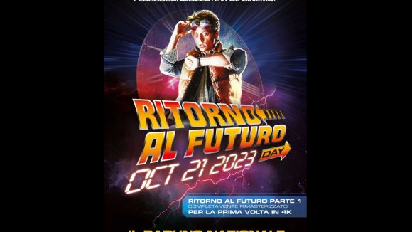 Ritorno al Futuro - day. Al multiplex arriva la DeLorean del film •